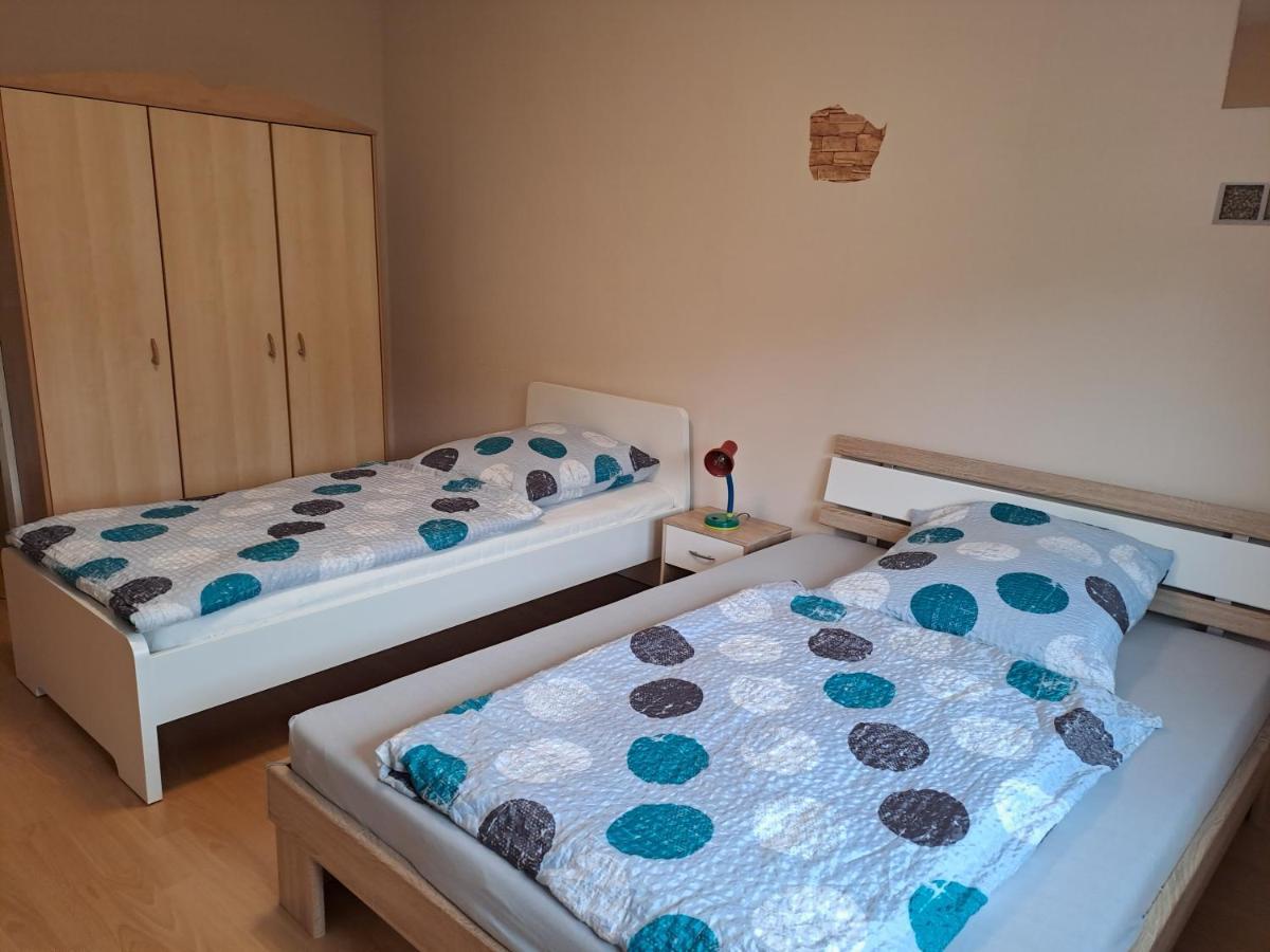 Ferienwohnung Schleiten Puttlingen Luaran gambar